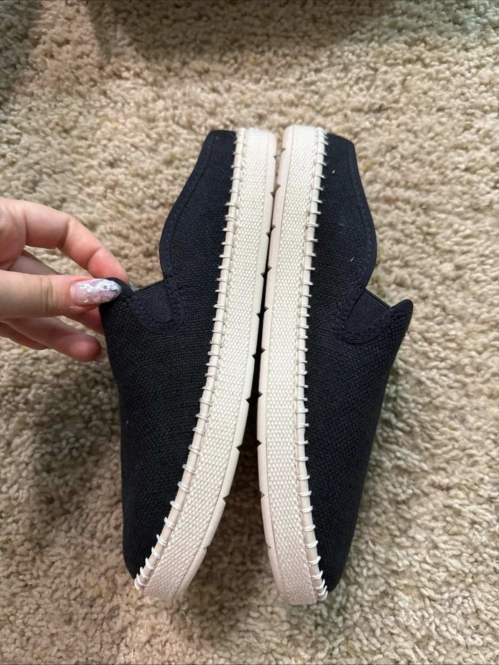 UGG Women's Black Canvas Slip On Mule Espadrille Shoes Sneakers Size 7.5